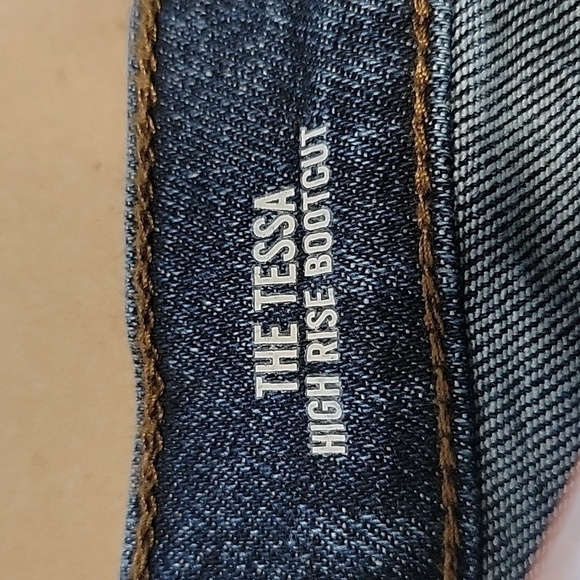 Kensie "The Tessa" High Rise Bootcut Blue Jeans, Size Unknown - EUC - Picture 3 of 13